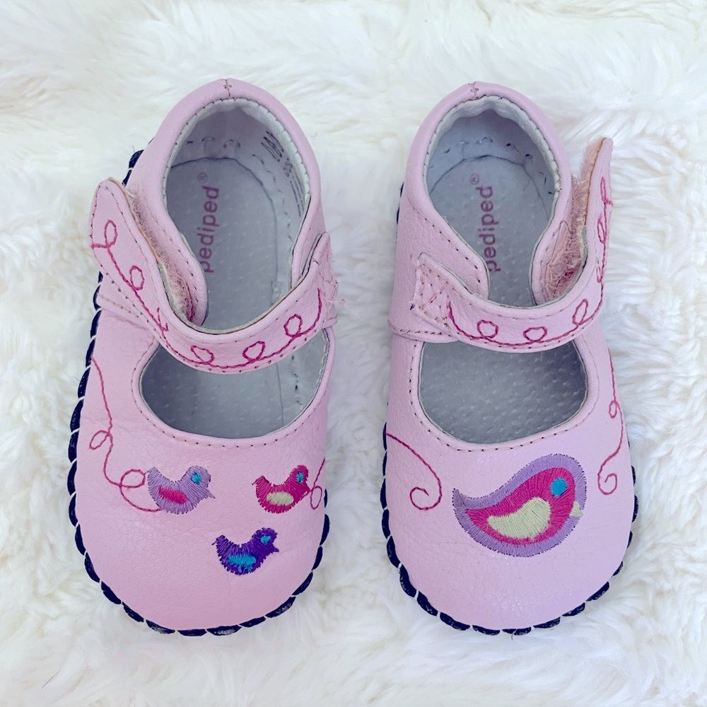 Light pink soft leather infant crib shoes
